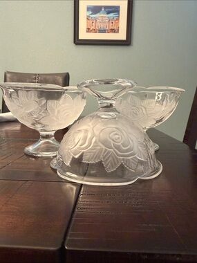 Frosted Rose Glass Dessert Bowls - Clear Set of 3